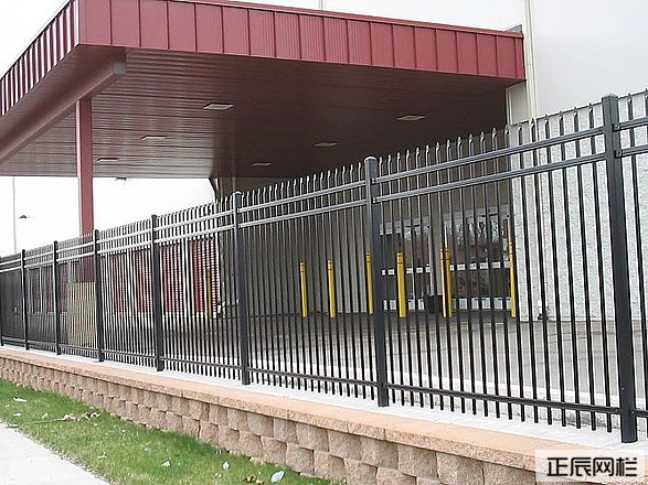 庭院護(hù)欄用什么材料好 庭院護(hù)欄用什么材料好