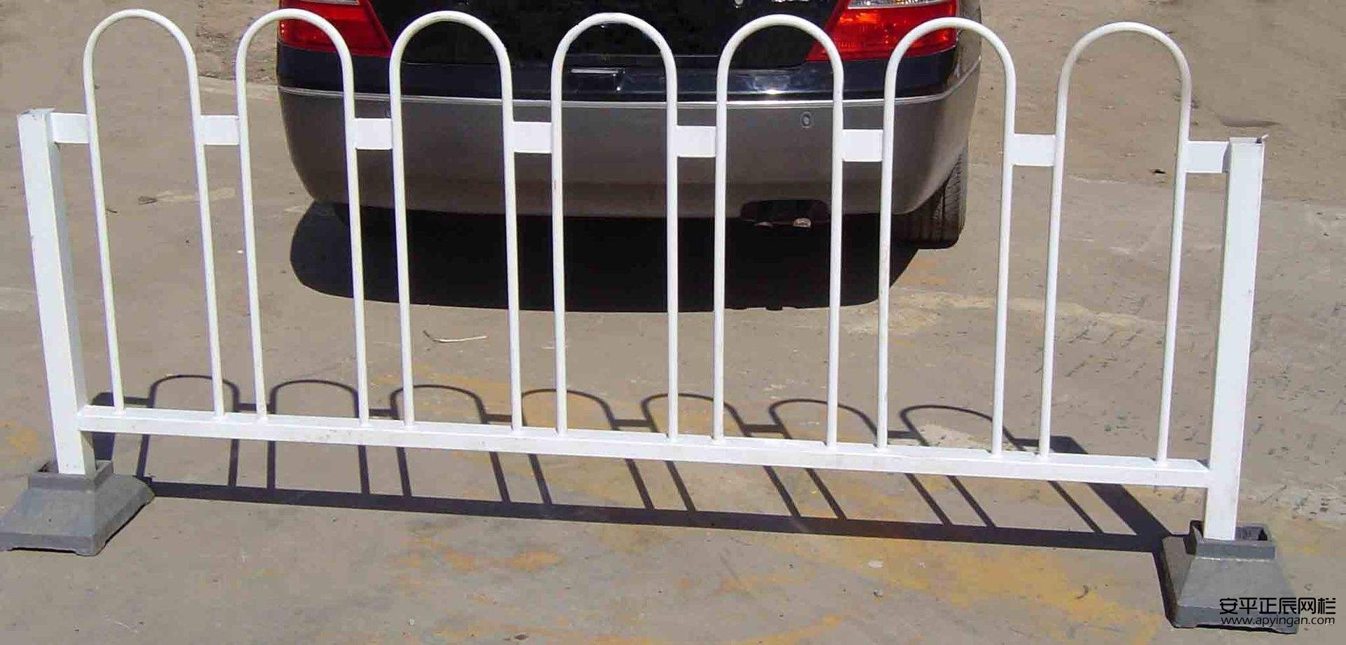 京式護欄多少錢一米