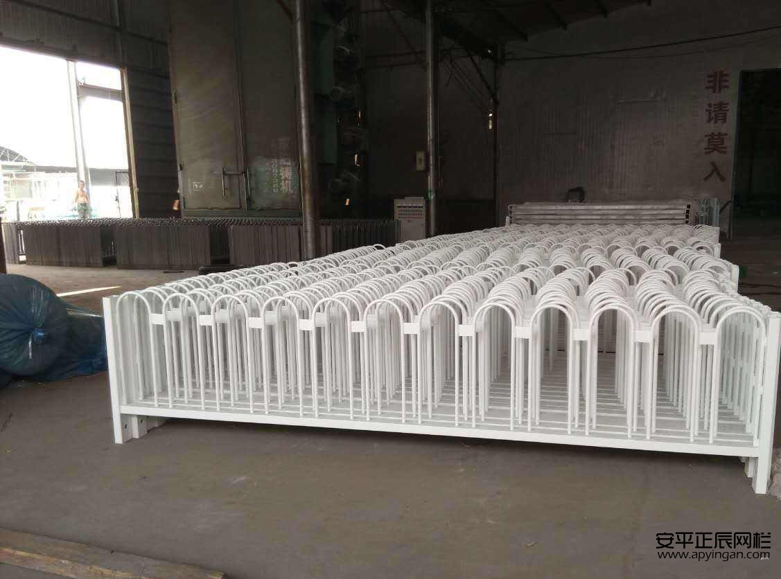 京式護欄多少錢一米