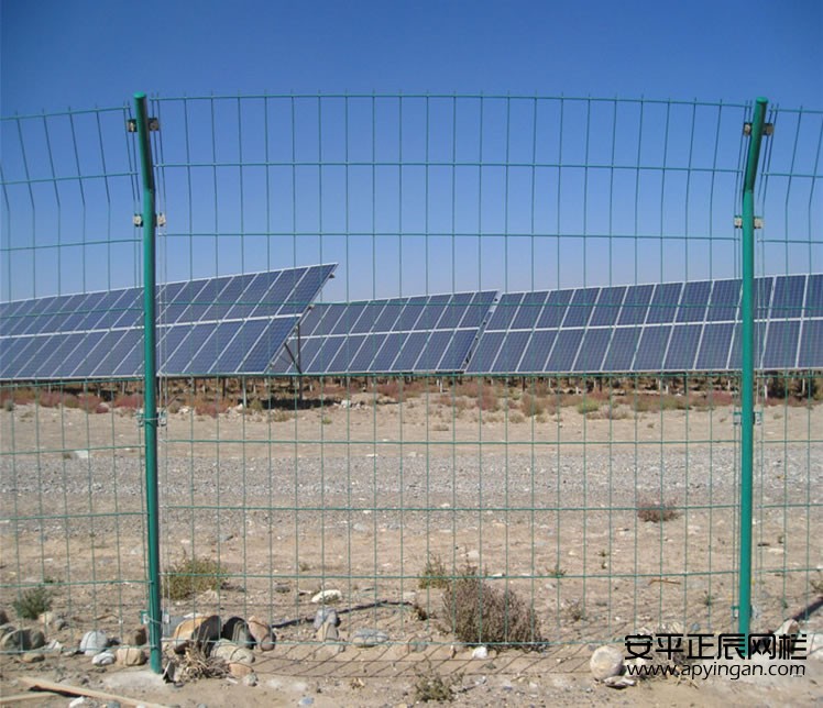 光伏電站護(hù)欄網(wǎng)