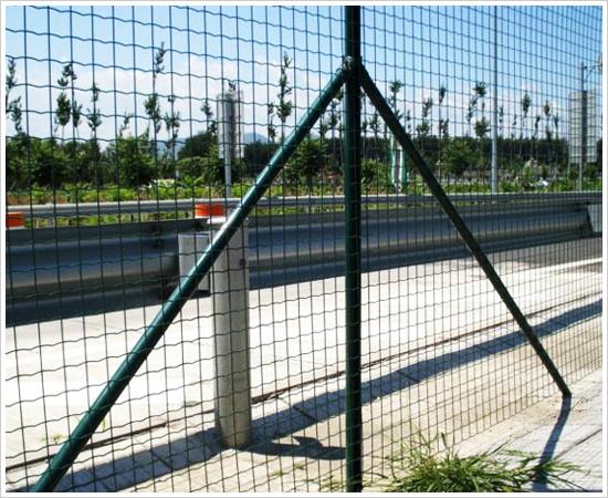 圍欄網(wǎng)
