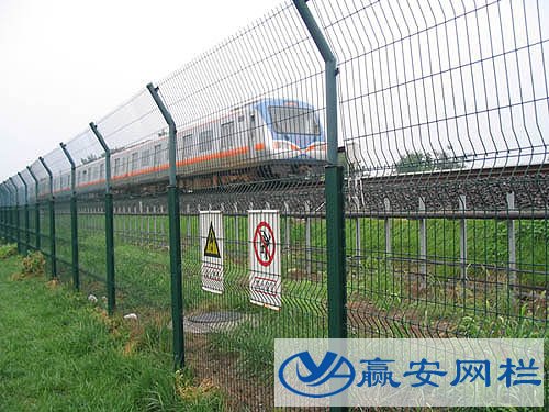 高鐵護欄網(wǎng) 高鐵護欄網(wǎng)