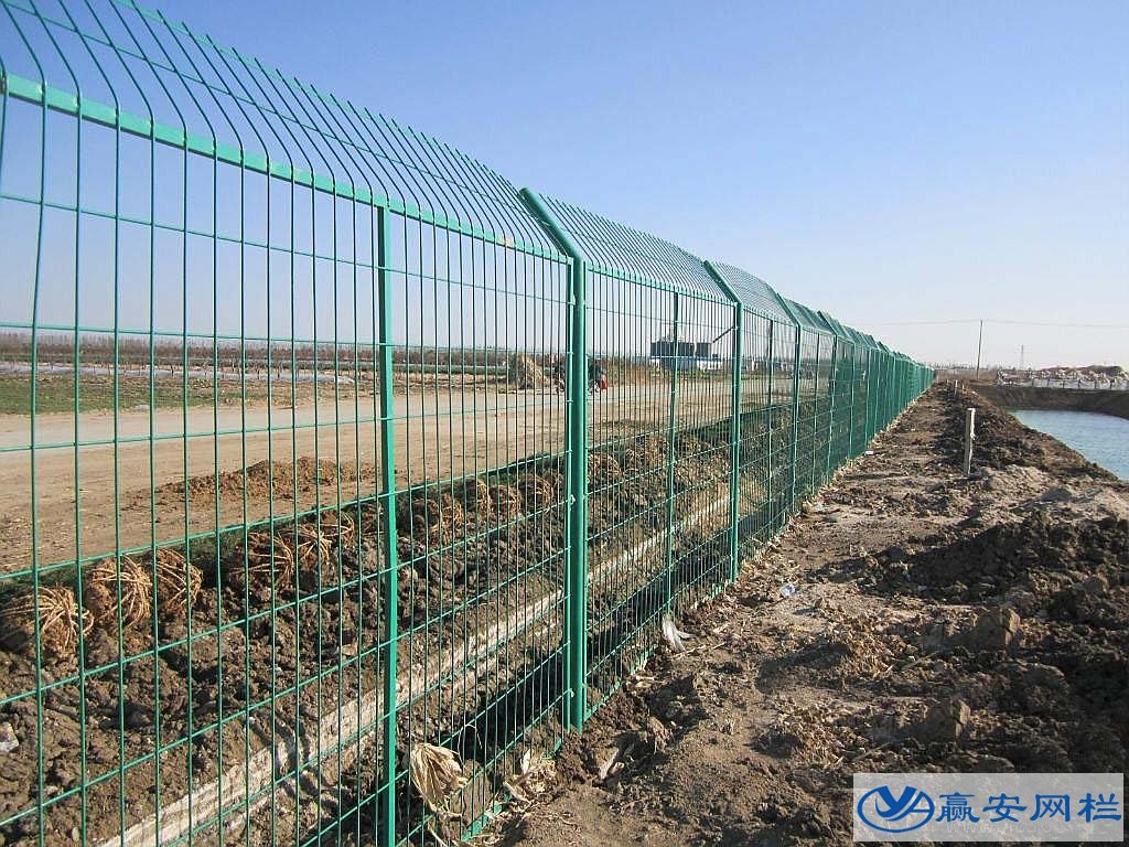太陽能光伏電站圍欄網(wǎng)