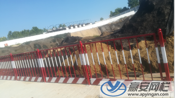 基坑臨邊護(hù)欄