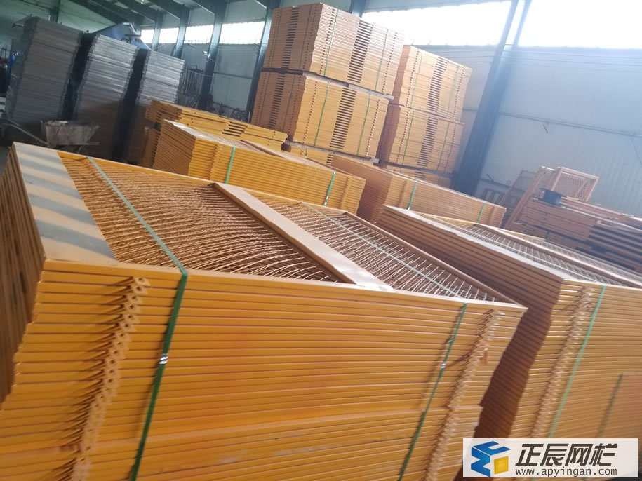 工地基坑安全護(hù)欄網(wǎng) 工地基坑安全護(hù)欄網(wǎng)