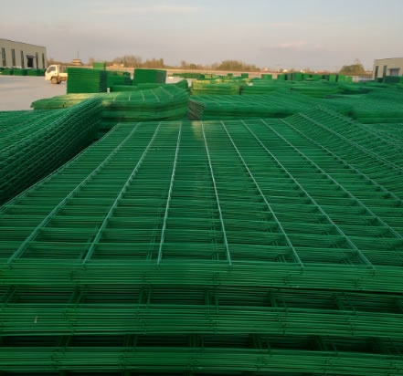 正辰公路護欄網廠家 公路護欄網