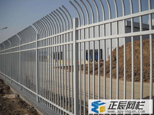 單折彎鋅鋼護(hù)欄 折彎鋅鋼護(hù)欄