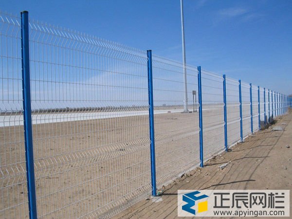 鐵網(wǎng)圍欄