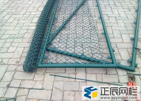 籃球場圍網(wǎng)門
