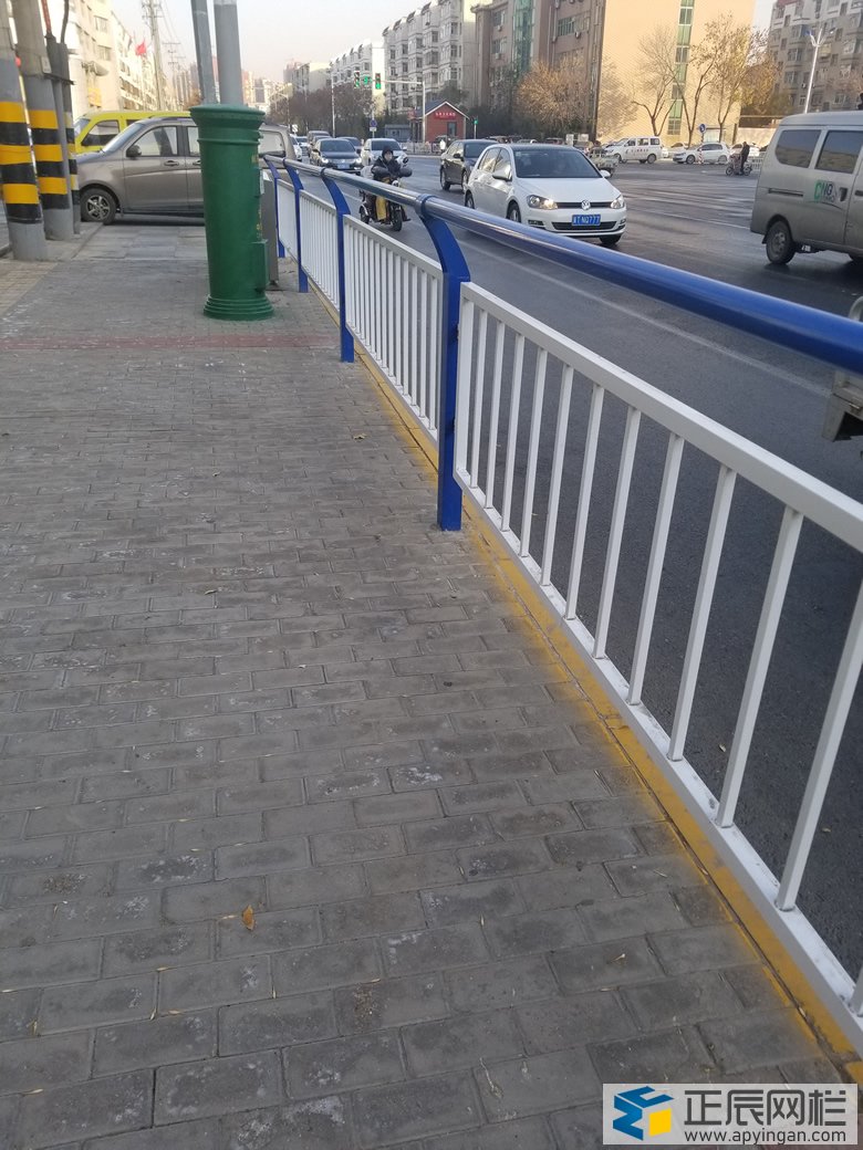 市政道路護(hù)欄