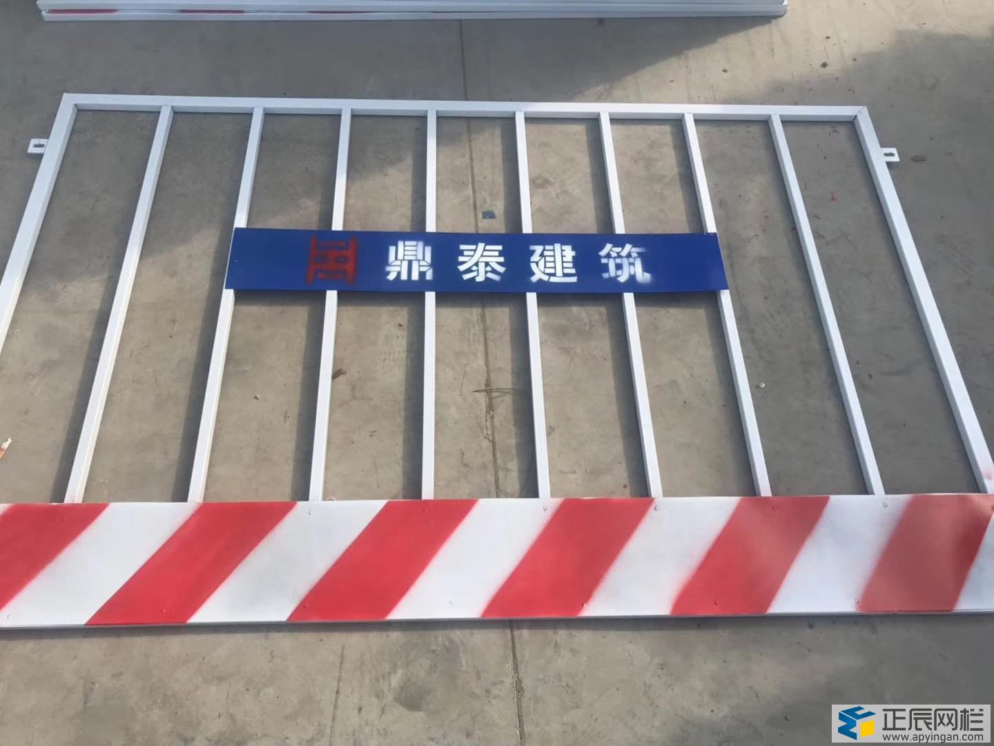 基坑護(hù)欄價(jià)格多少錢(qián)