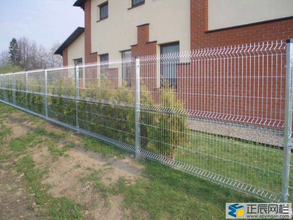 護(hù)欄網(wǎng)是什么