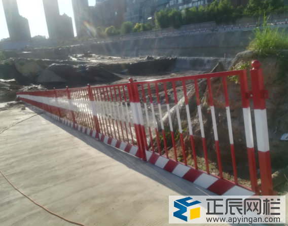 基坑防護(hù)欄