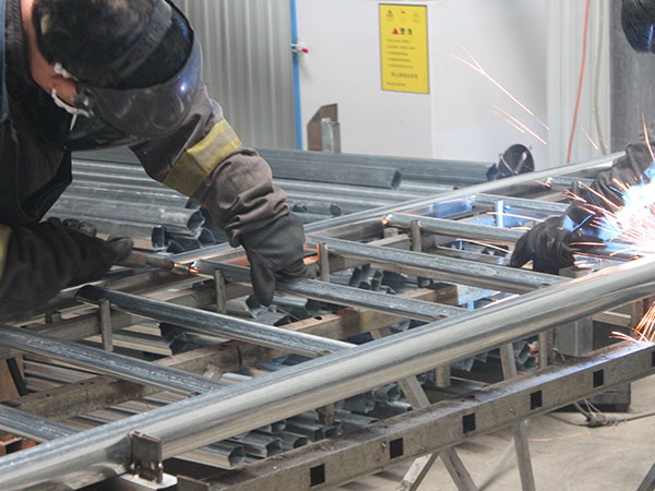 交通護(hù)欄價(jià)格