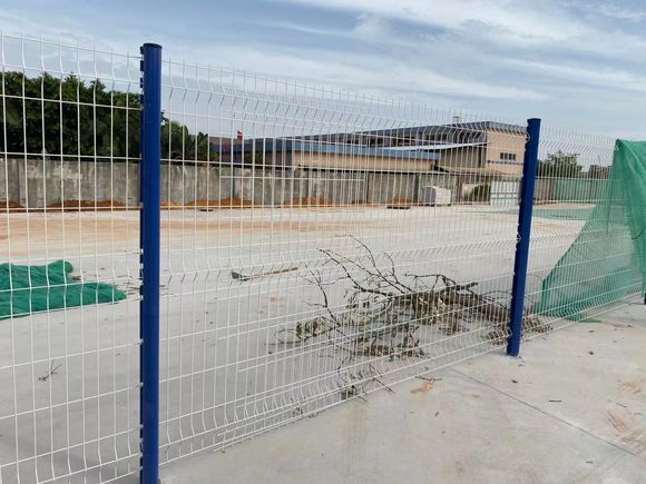 護(hù)欄網(wǎng)價(jià)格平均多少錢一米