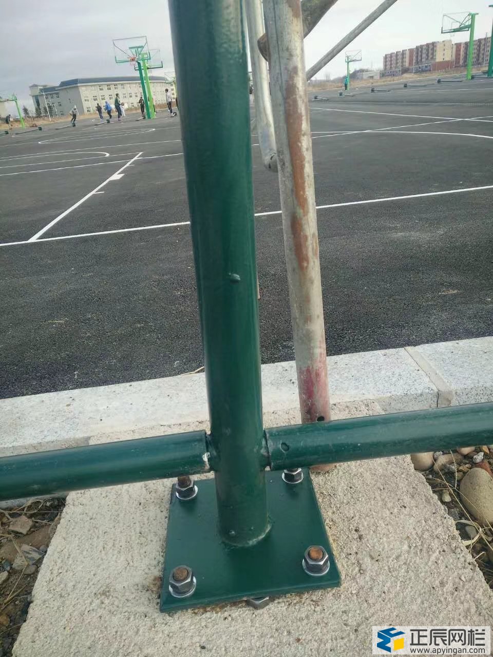 籃球場圍網(wǎng)材質(zhì)