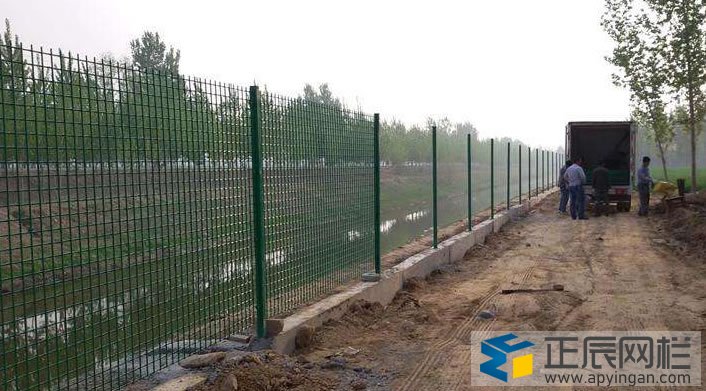 河道護(hù)欄網(wǎng)