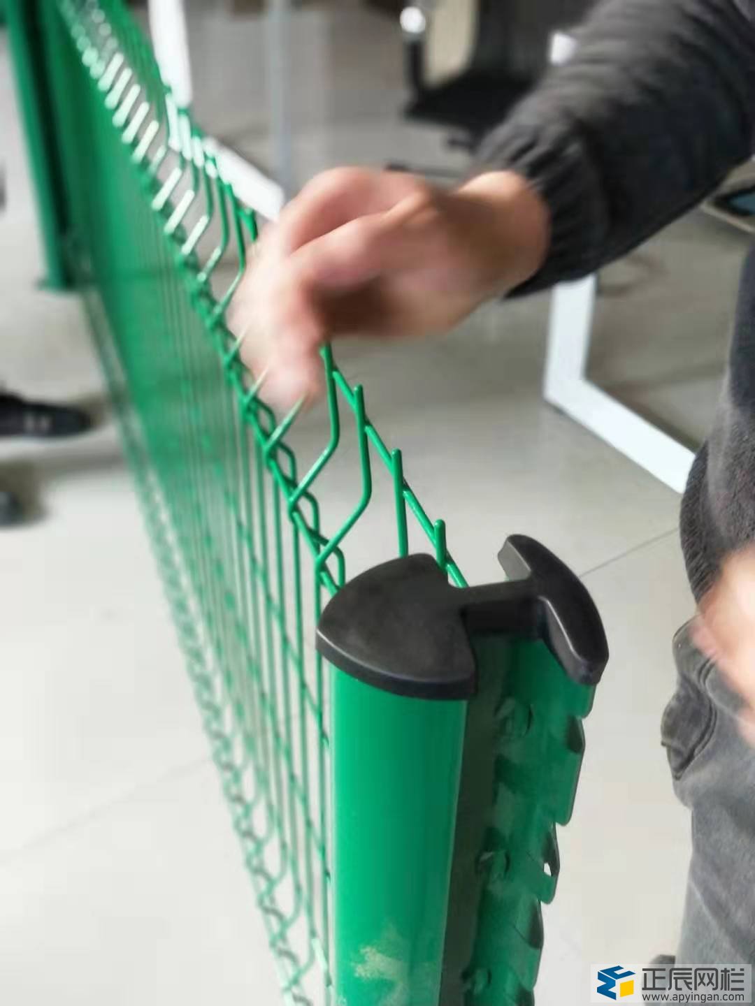 桃型柱護欄網(wǎng)