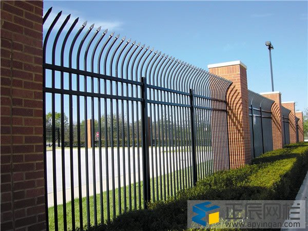 小區(qū)圍墻護欄